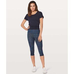 Lululemon Wunder Under Hi-Rise Crop Tight Linear Flux Battleship Blue size 6 15"